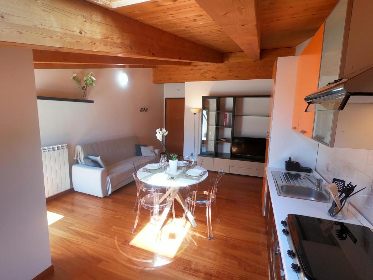Апартаменти Attico Petfriendly Con Terrazzo, Via Del Borgo Монтезільвано Екстер'єр фото