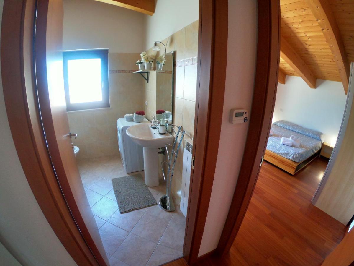 Апартаменти Attico Petfriendly Con Terrazzo, Via Del Borgo Монтезільвано Екстер'єр фото